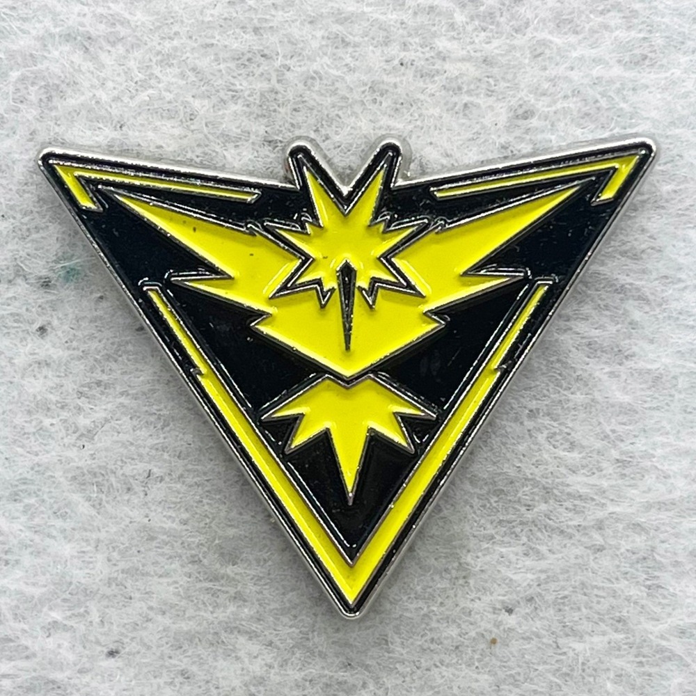 🔮 5/$25 Pokemon Go! Team Instinct Pin